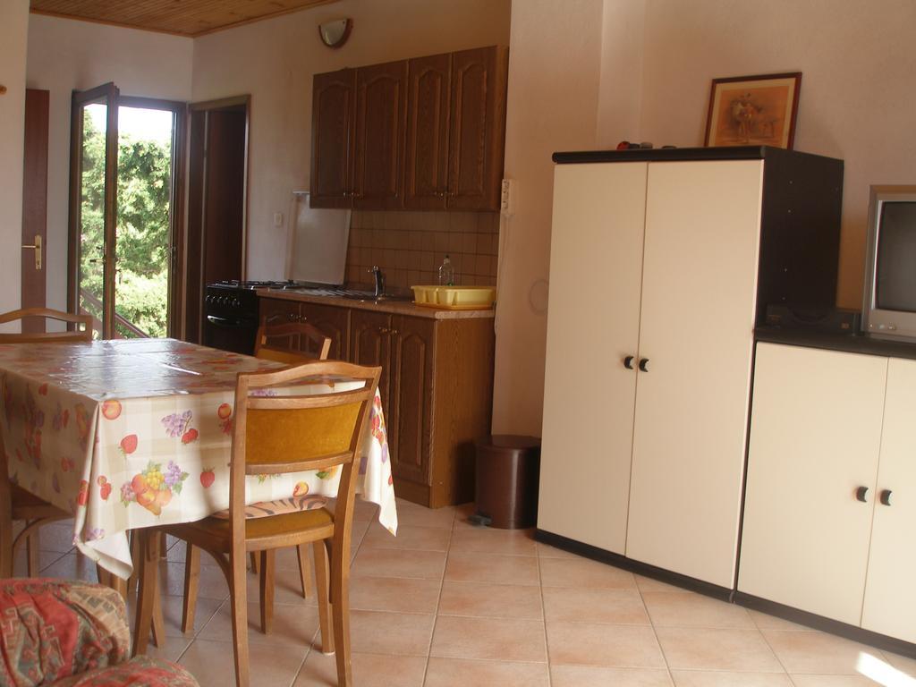 Apartment Lana Привлака Екстериор снимка