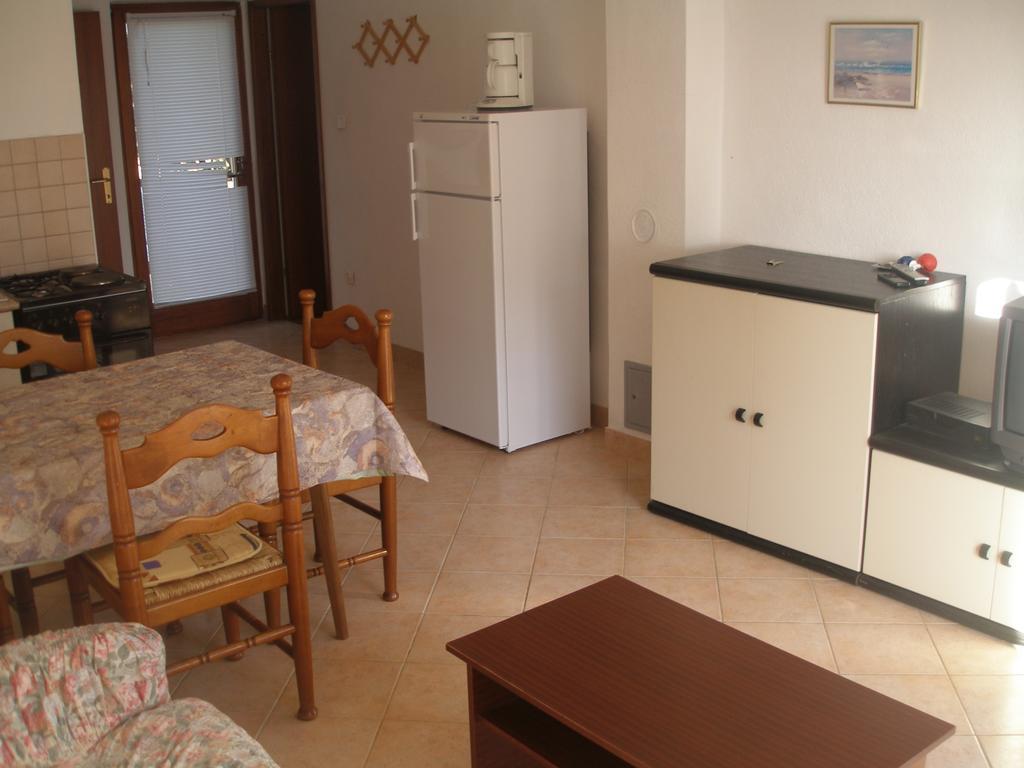 Apartment Lana Привлака Екстериор снимка